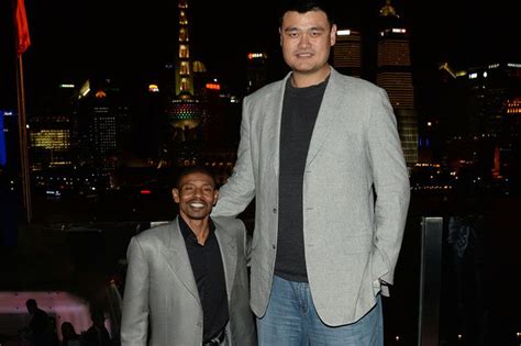 yao ming height without shoes